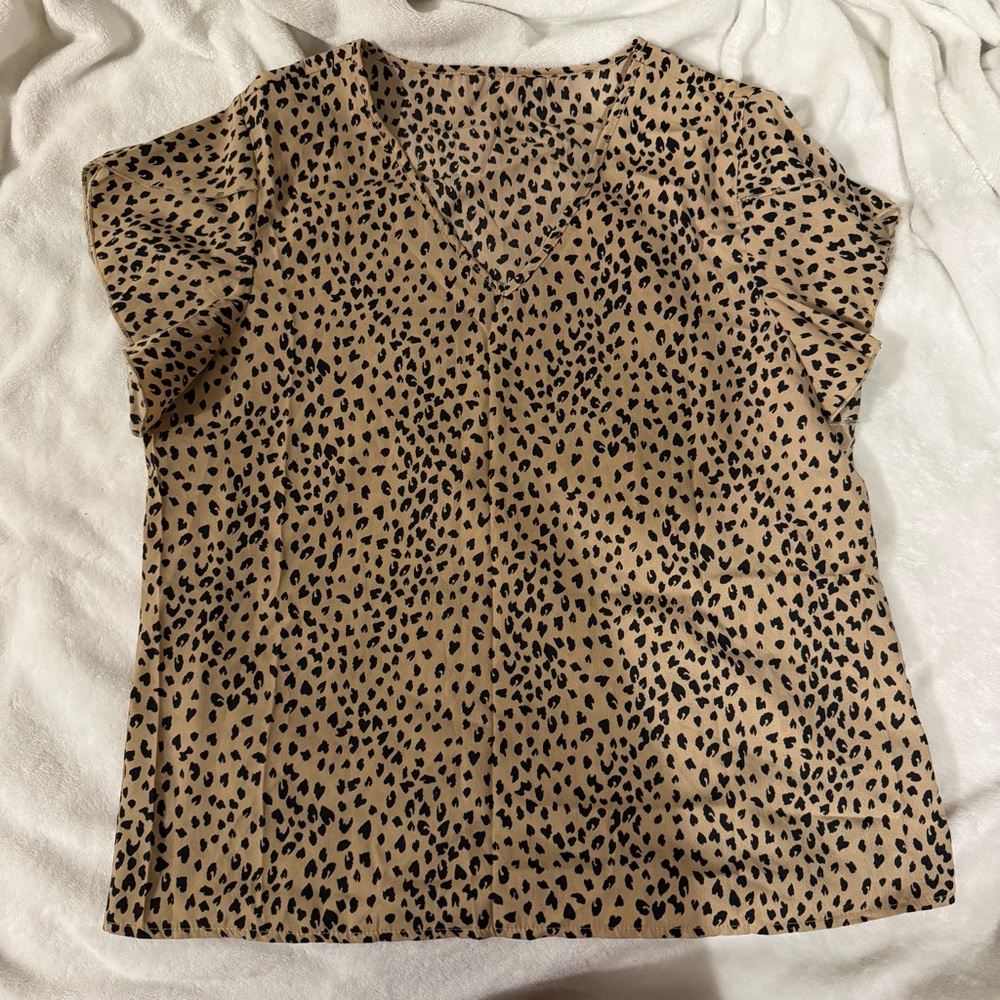 SHEIN Leopard print blouse